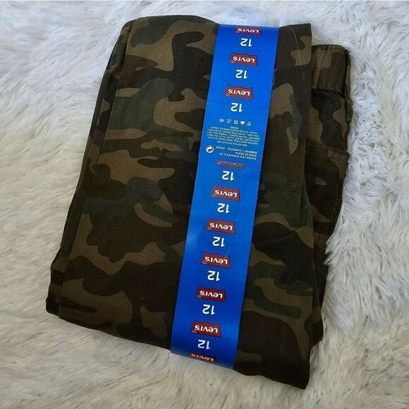 Boy's Levi Strauss Camouflage Jogger Size 12 - Picture 5 of 5